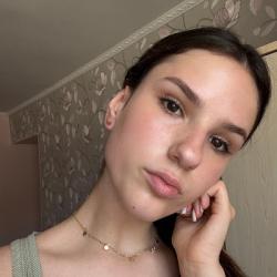 User Avatar: @veronikaialinska