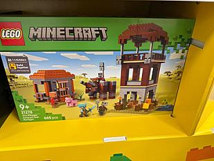 Lego Minecraft Pillager Outpost