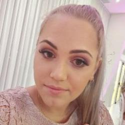 User Avatar: @andreea_994c33