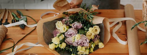 Майстер-клас флористики в Києві ✔️ Купити в подарунок або забронювати для себе